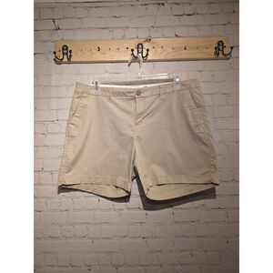 Old Navy khaki shorts size 14 *